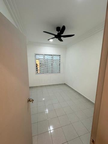 Semi D for RENT @ Indah Putera Sepang near KLIA 4