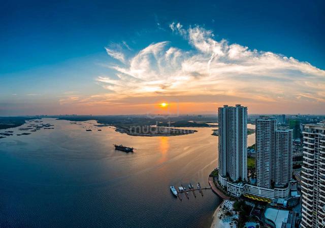 Bay Point @ Country Garden Danga Bay 1