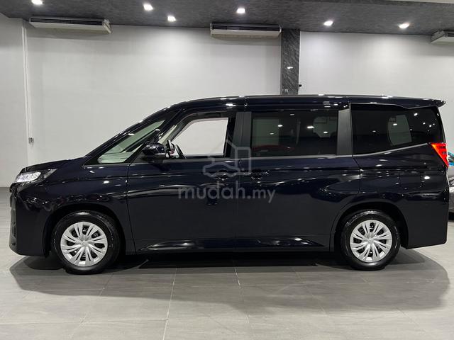 2022 Toyota NOAH 2.0 X 8 SEATER 2 POWER DOOR UNREG - 3