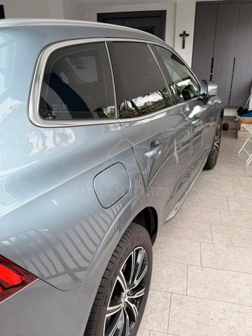 2020 Volvo XC60 2.0 T8 INSCRIPTION MY18 (A) - 4