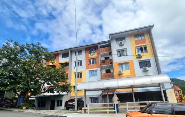 Kelumpuk Teratai 1