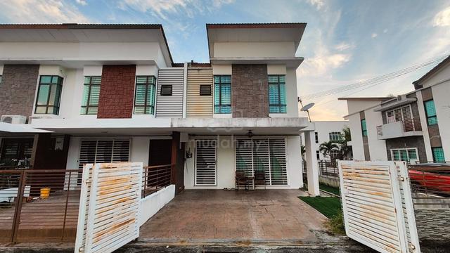[RENOVATE& END LOT] 2 Storey Saujana KLIA Kota Warisan near KLIA Cyber 1