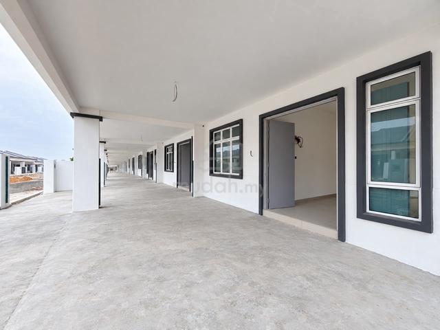 Bumi Lot Monthly RM1200 Full Loan Freehold Single Storey Cheng Lotus 1