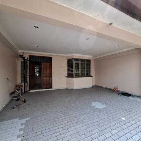 Double Storey House Taman Ungku Tun Aminah Skudai Johor 1
