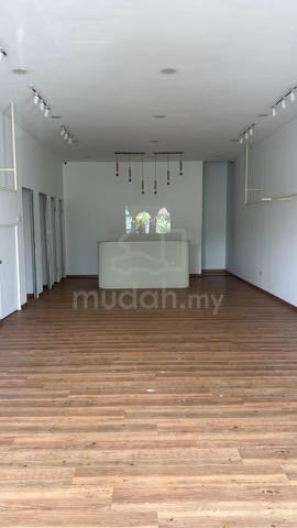 Fully Renovated G-Floor Shop @ Alam Avenue 2 , Shah Alam for RENT~ 1