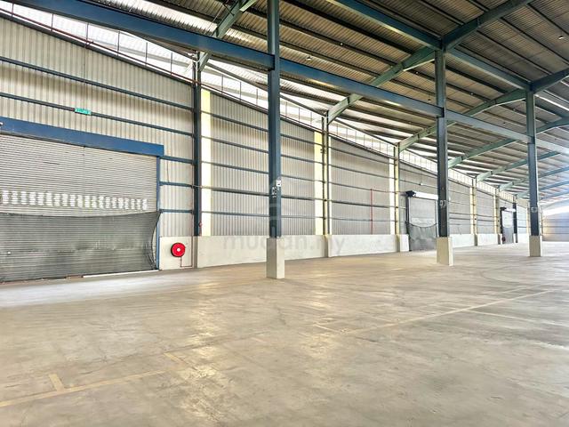 100,000 Built Up |North Port @ Bandar Sultan Suleiman Factory 1