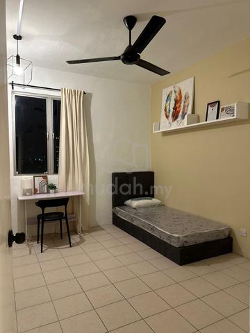 Girls Room for rent casa Subang Jaya USJ sunway pjs fully furnished 1