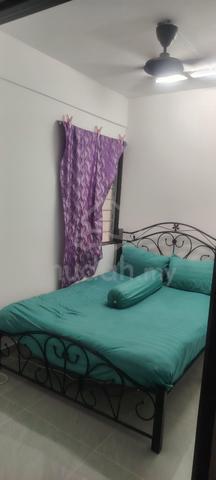 Middle room 1