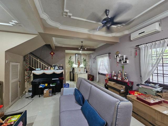 Pulai Indah Double Storey Terrace Endlot Full Renovated Furnished 2