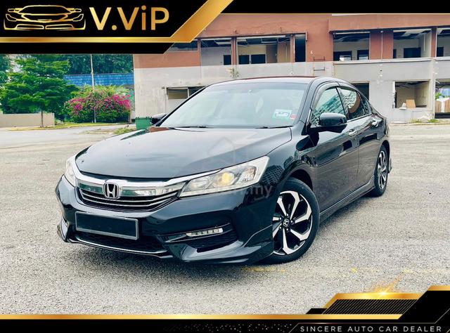 2017 ACCORD 2.0 VTi-L FACELIFT BODYKIT REVERSE CAM - 1