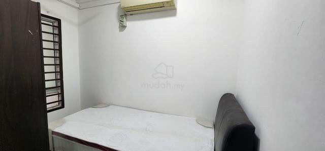 Fully Furnished Apartment Medium Room For Rent At Suriamas Suites , JB 1
