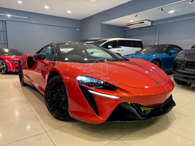 2022 Mclaren ARTURA 3.0 V6 New car 35 miles - 3