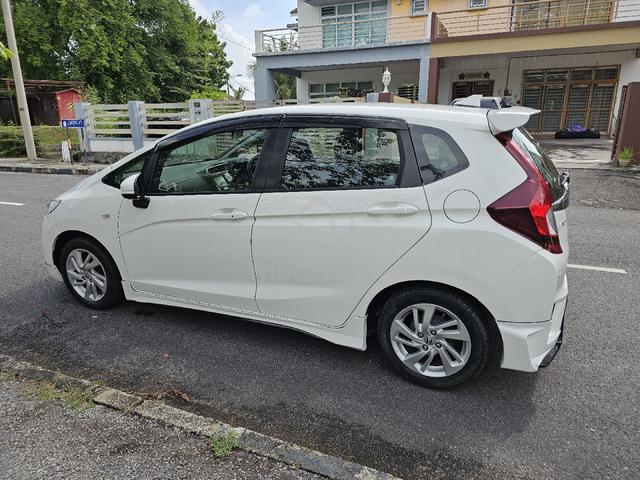 2016 Honda JAZZ 1.5 E (A) - 5