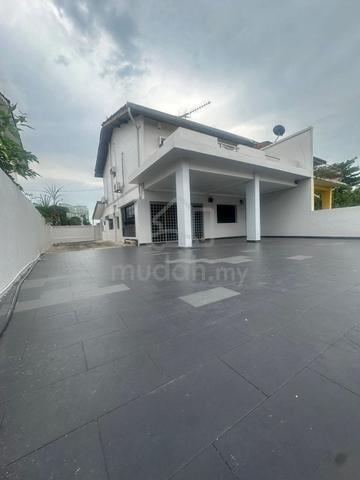 【For Rent】JB Town @ Kolam Air 2 Storey Semi-D Converting to Commercial 1