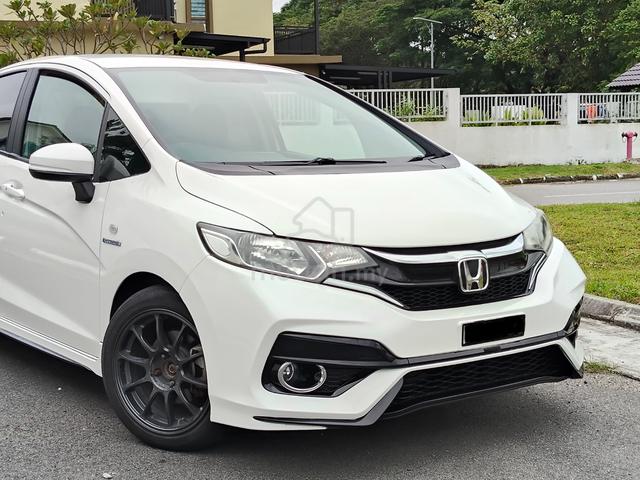 2019 Honda JAZZ 1.5 HYBRID Rs Bodykit Good Conditi - 2