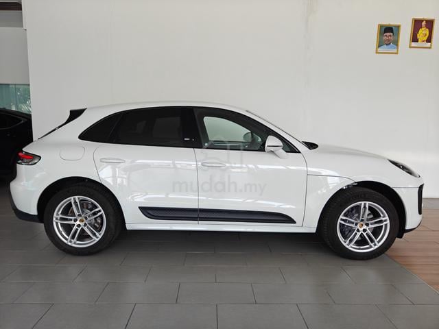 2022 Porsche MACAN 2.0 5A PDLS+ 4Cam Leather P/B.. - 5