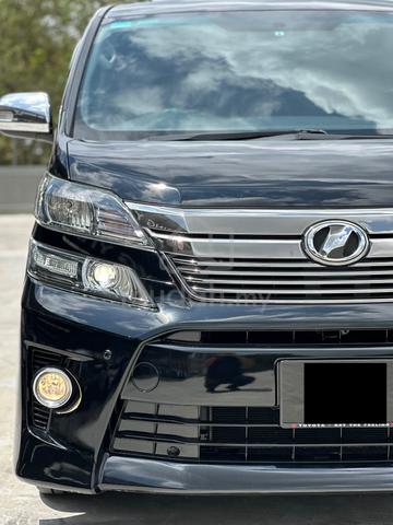 2012 Toyota VELLFIRE 2.4 Z FACELIFT 1 YEAR WARRANT - 2