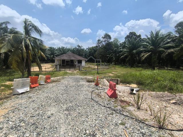 Tanah + Rumah Untuk Di Jual (Pahang) 1