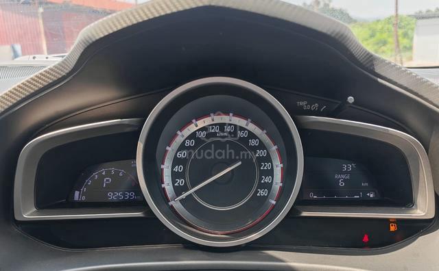 Mazda 3 2.0 HATCHBACK SKYACTIV (CKD) (A)FULL LOAN - 5