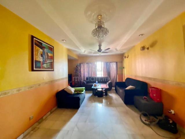 Pink Medium Room for Rent nearby LRT,MRT,monorail titiwangsa 1