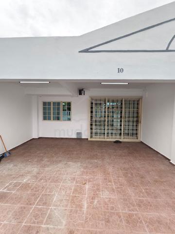 Single Storey House @ 3 bedroom Taman Universiti JalanPerubatan Skudai 1