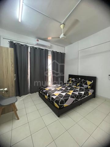 Villa Tropica 2 Master Room for Rent – Female Only-Villa Tropika 1