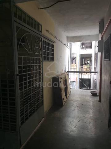 Taman Kosas Flat (Jalan Kosas 3) 1