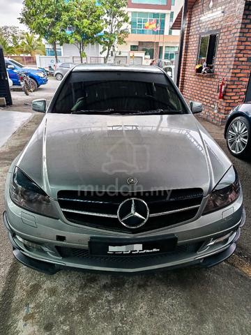 2011 Mercedes Benz C250 CGI BlueEFCY - 1