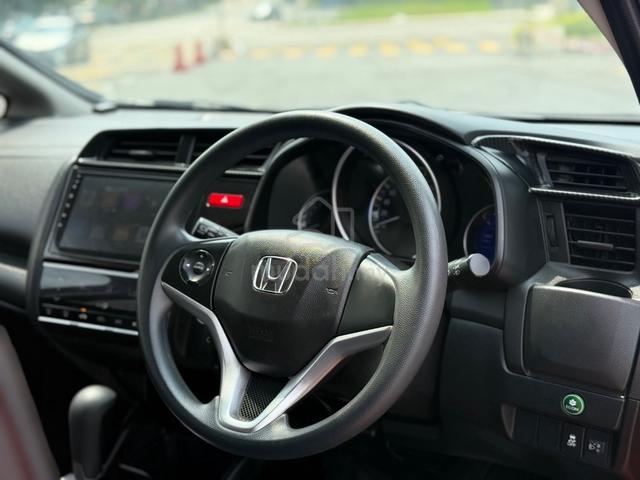 Honda Jazz 1.5 E GK5 Rs Bodykit FLRS sportrim 2019 - 5