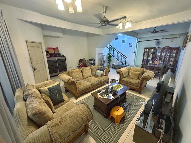 20x92 Besarr‼️Renovated Teres 2 Tingkat ✅ Cahaya Heights U9 Shah Alam 1