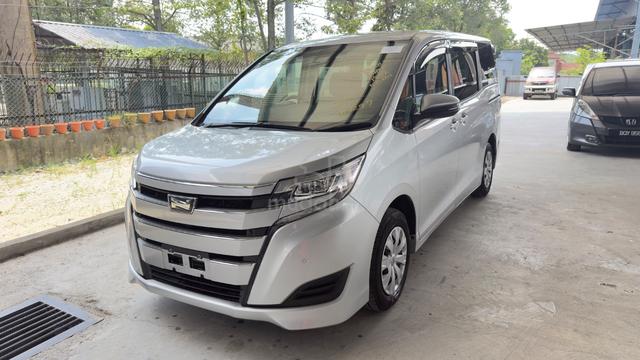Toyota NOAH 2.0 X Spec 2022 - 2