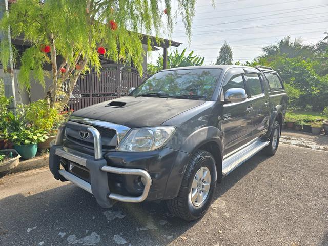 2010 Toyota HILUX 3.0 G DOUBLE CAB (A) 4X4 - 1