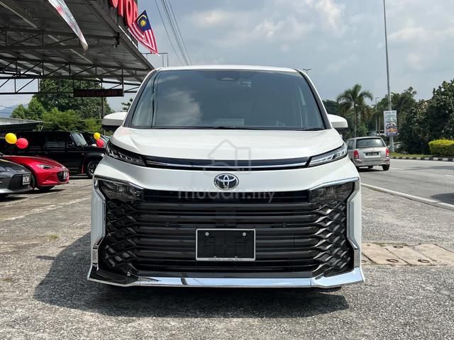 YR 2022 Toyota VOXY 2.0 S-Z POWER BOOT 360 - 2