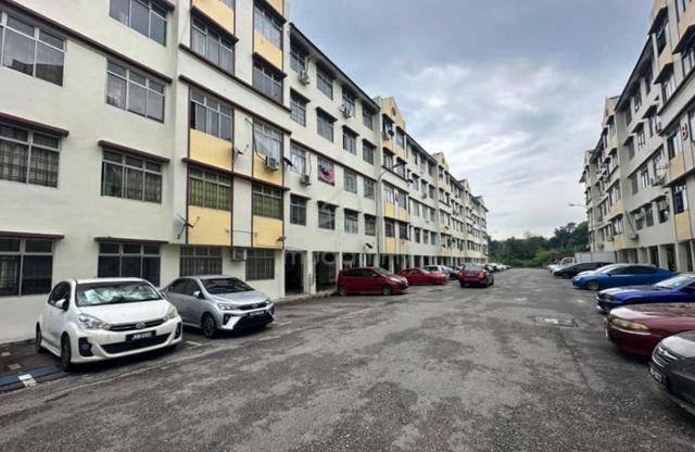 Akasia Flat 1