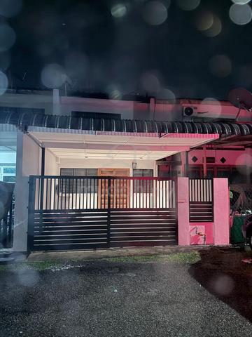 Refurbished !! 2-Storey House with Partially Furnished @ Bukit Katil 1