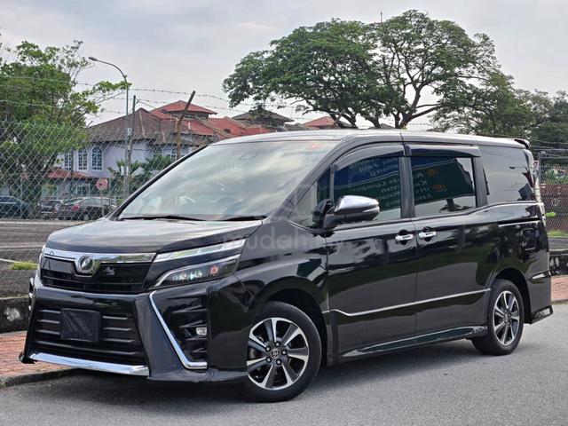 Toyota Noah 2.0 S-Z