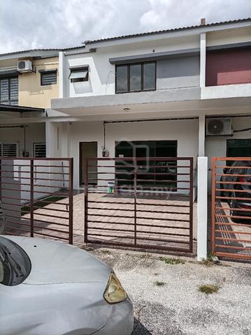 Double storey terrace house at Saujana Perdana Sg Buloh 1