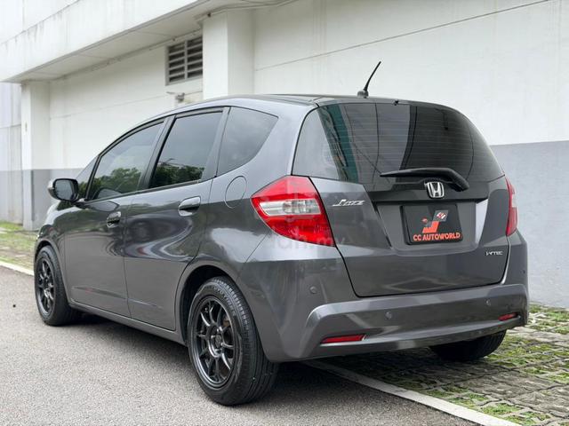 2013 Honda JAZZ 1.5 E FACELIFT HATCHBACK SPORT RIM - 4