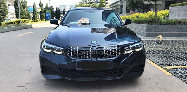 2022 Bmw 330Li M SPORT 2.0L (A) Full loan - 2