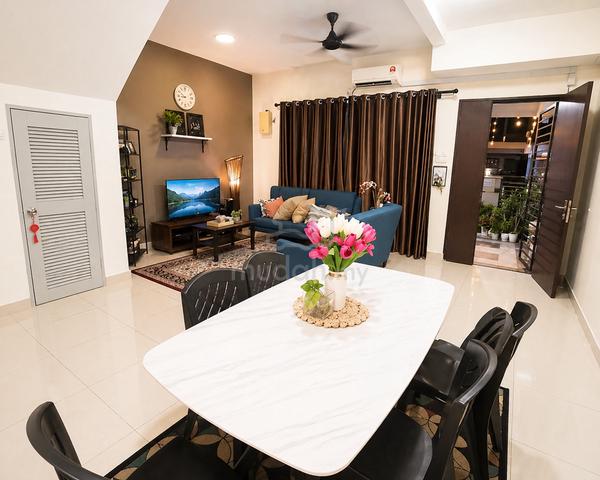 Fully Renovated, Bumi Lot, 2 storey Bandar Putera 2 Klang (Astana) 1