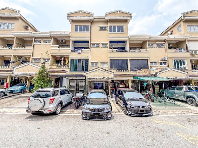 UPPER UNIT ‼️ Duplex Townhouse Sri Mahligai Seksyen 9 Shah Alam 1
