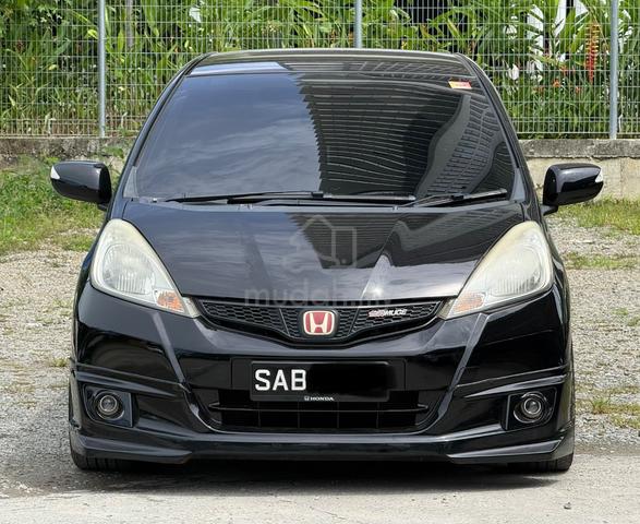 HOT SELL🔥🔥2015 Honda JAZZ 1.5 V (A) - 2