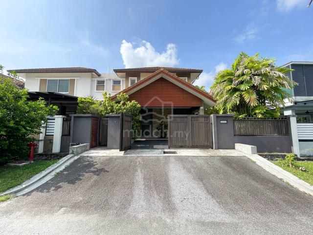 RUMAH CANTIK ‼️ Semi-D Anjung Suasana Bandar Seri Putra Bangi 1