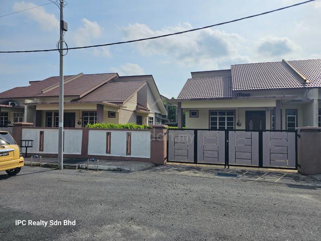 Taman desa cendana teluk pasu manir 1