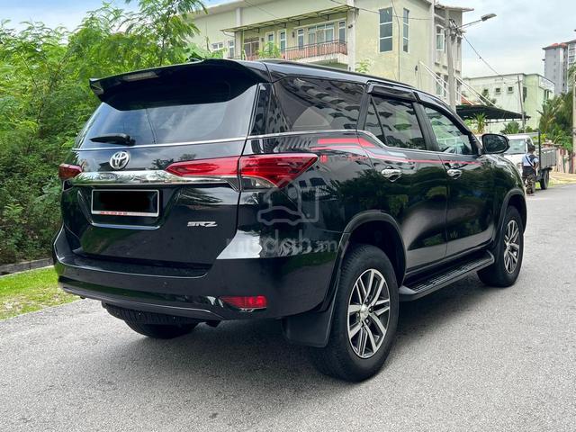 2017 Toyota FORTUNER 2.7 SRZ/ Petrol/ 3yWrty/ Loan - 3