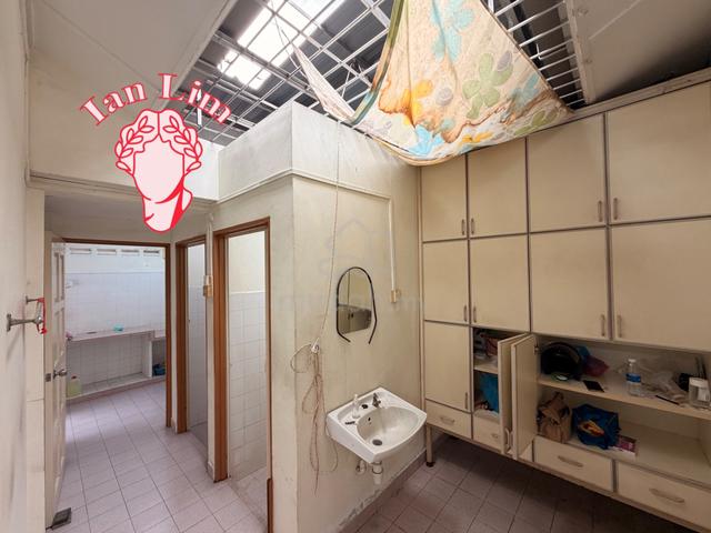 【Rare】1 STOREY TERRACE JELUTONG opp HAN CHIANG LANDED 1