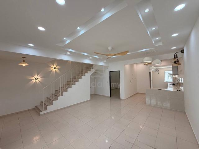 Rumah Sewa KLIA M Senyumia Salak Tinggi Extended Kitchen w Table Top 1