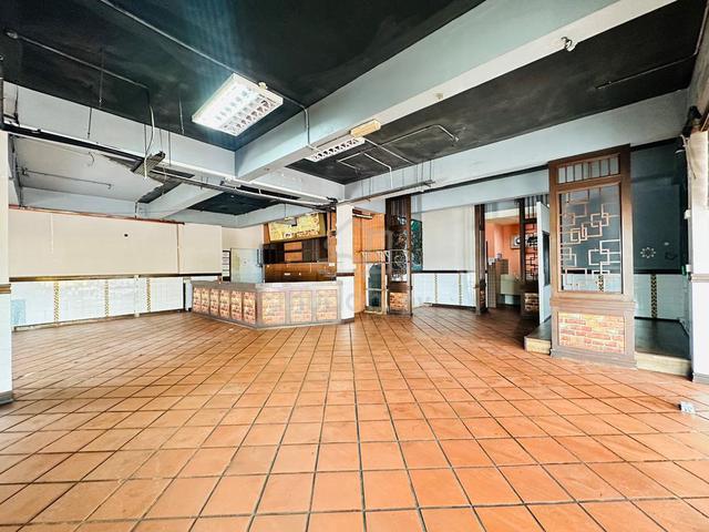 Corner Ground Floor Shoplot For Rent - Jln Mergong Alor Setar 1