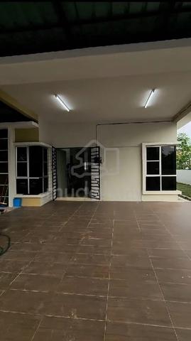 Rumah lot Banglo untuk sewa 1
