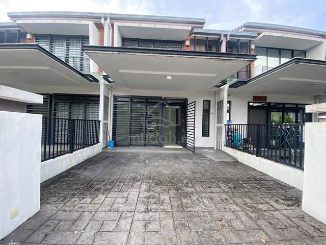 Elmina West EV1 For Sale 1